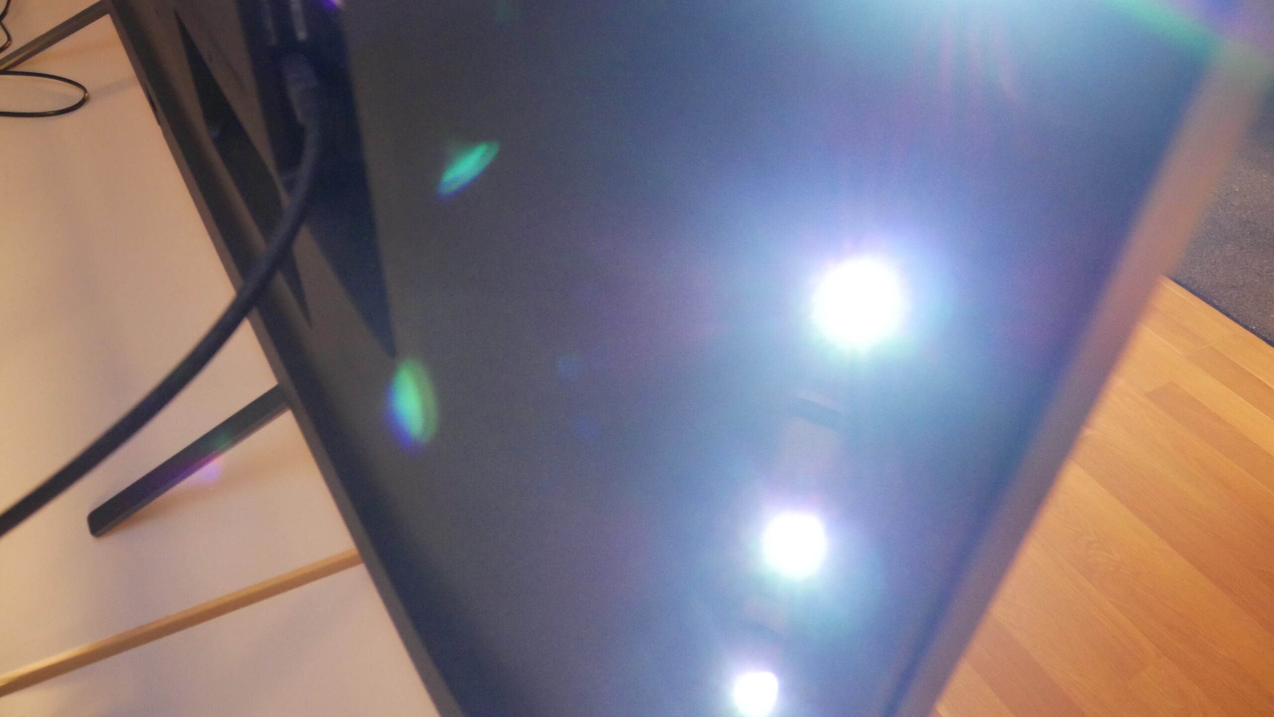 Philips Xtra Ambilight Back 1 scaled