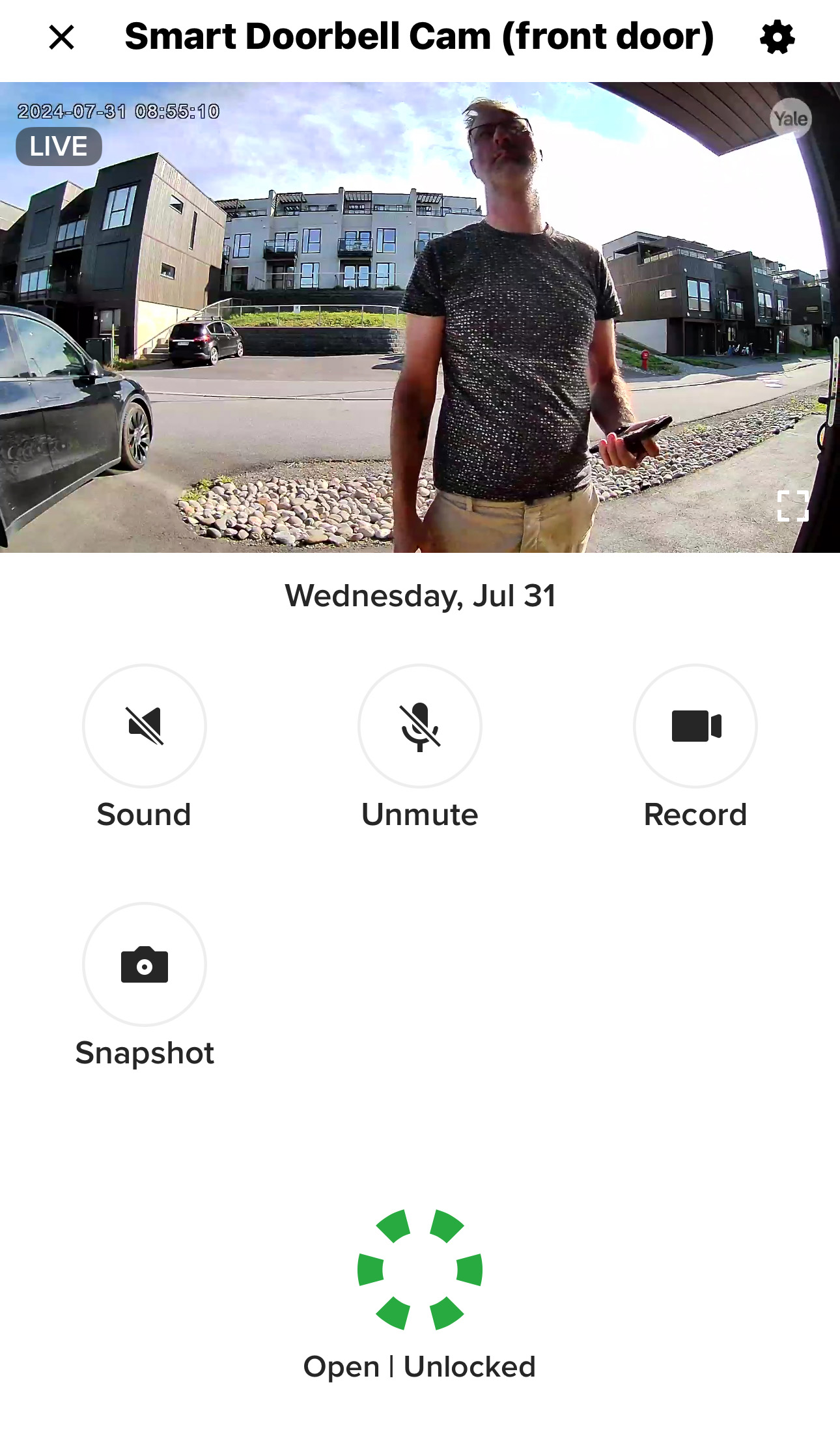 Yale Smart Video Doorbell 4 Yale Smart Video Doorbell app livefeed