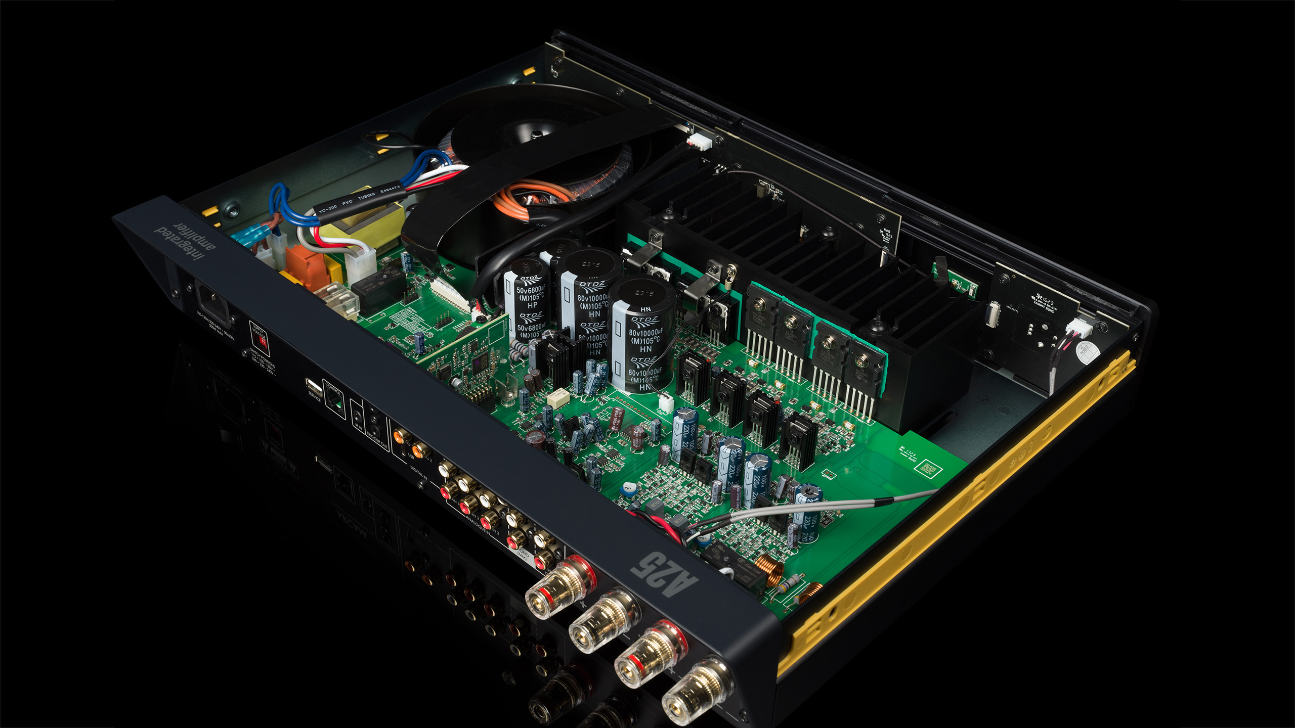 ARCAM Radia A25 Interior 3QrtCP