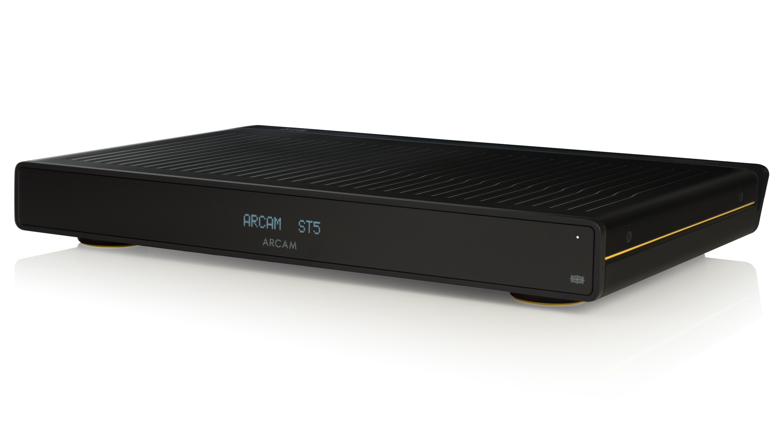 Arcam Radia ST5 1 ARCAM Radia ST5 3Qrt