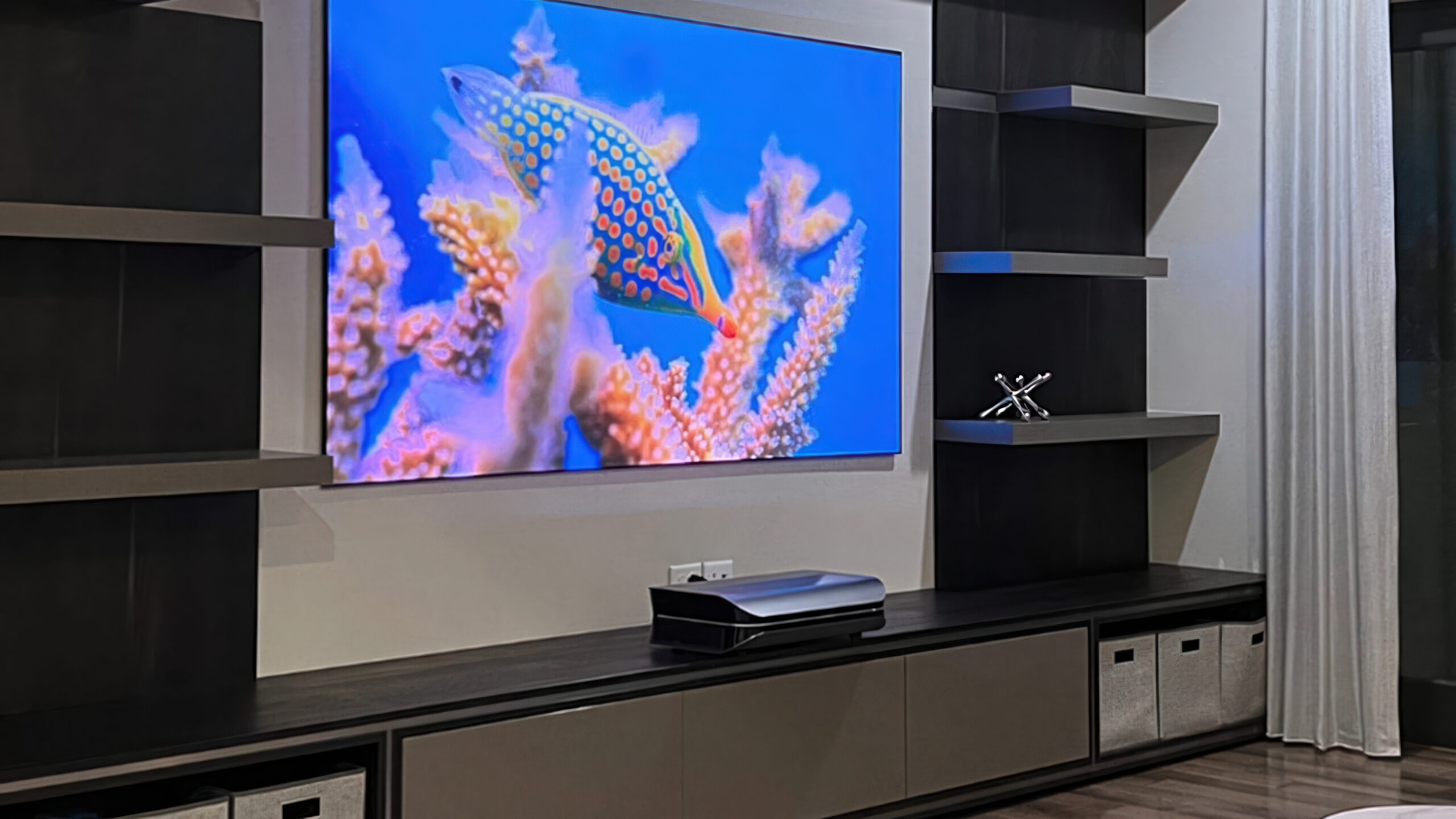 AWOL Vision LTV-2500 2 AWOL Vision LTV 2500 lifestyle enhanced 1 scaled