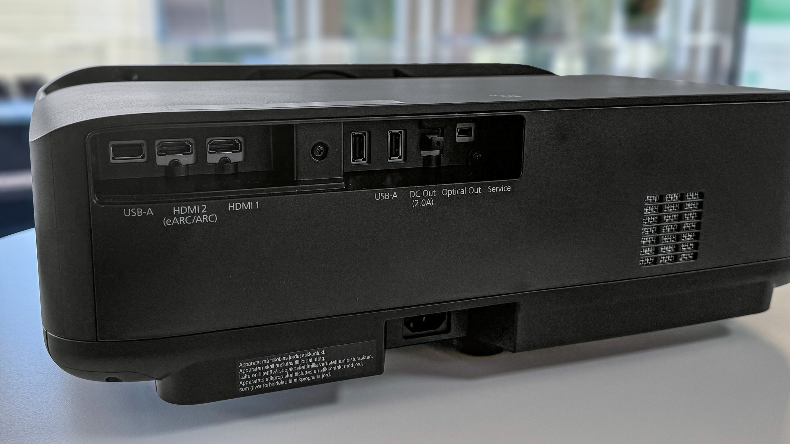 Epson EH-LS650B 1 Epson EH LS650 rear scaled