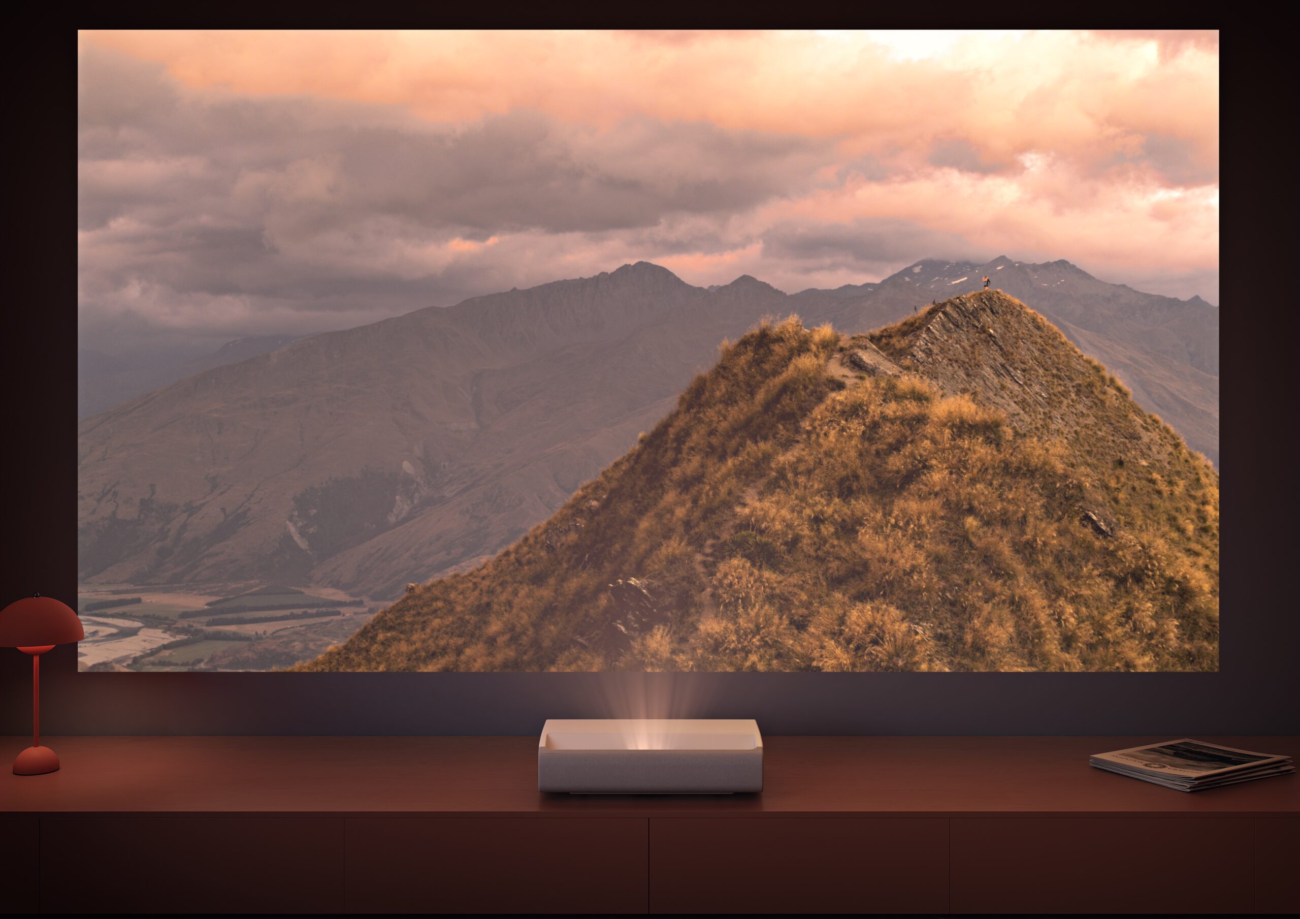Samsung Premiere Red Focus scaled