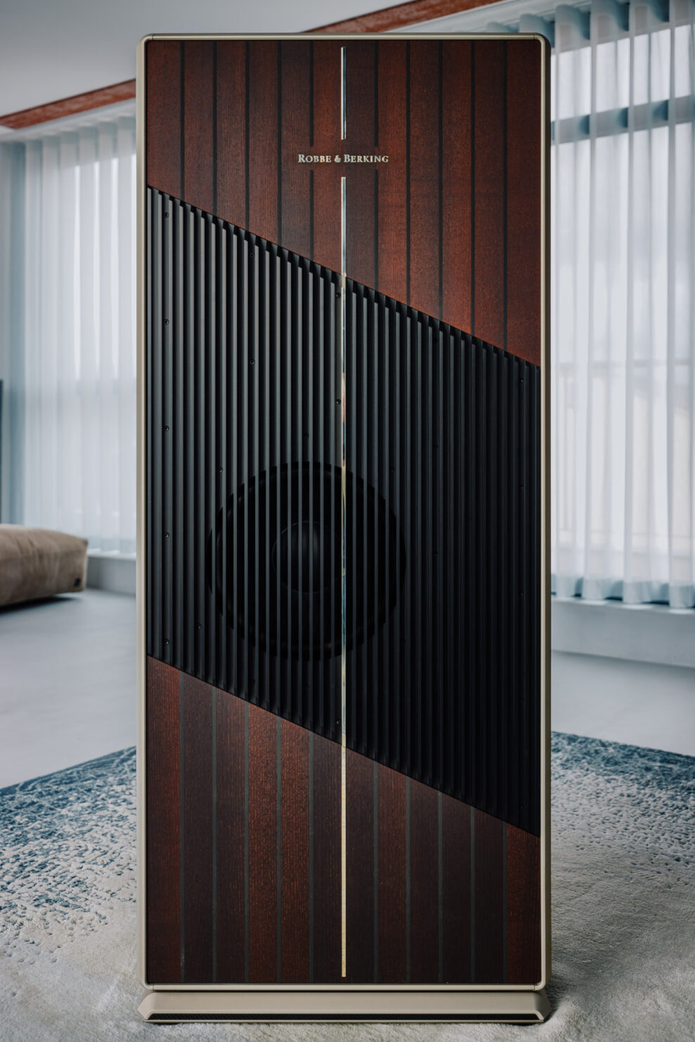 Burmester og Robbe & Berking 3 Limited Edition Burmester X Robbe Berking BC150 speaker 02