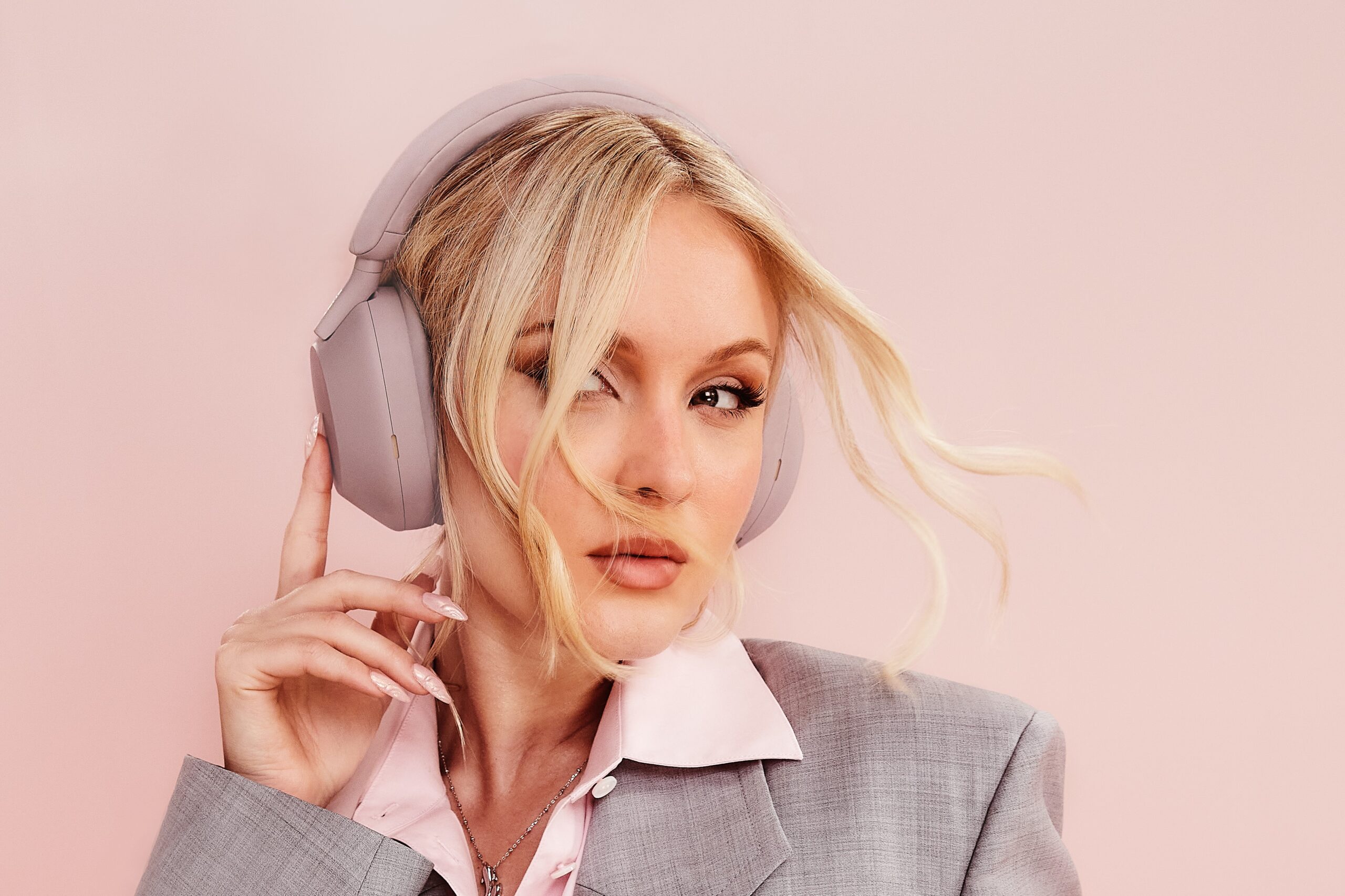 Sådan vælger du de rigtige hovedtelefoner 4 Over-ear: Sony WH-1000XM5. Foto: Sony