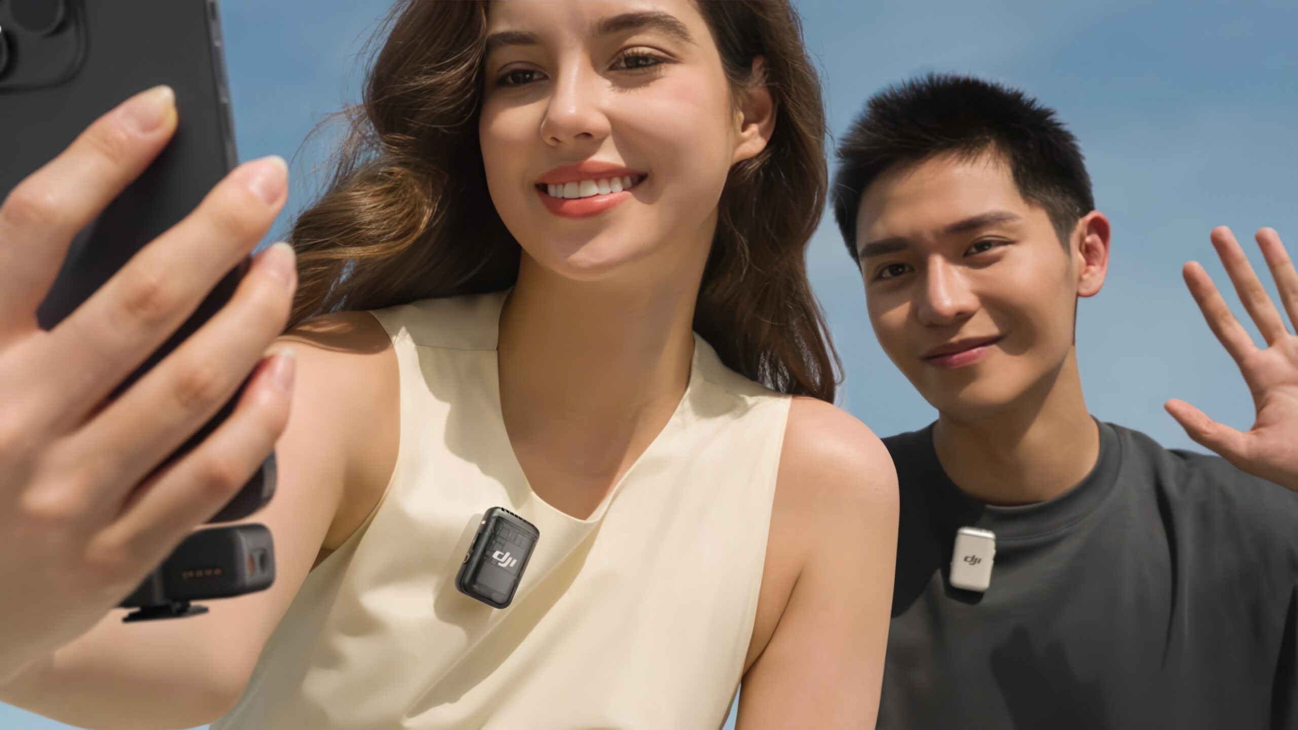 DJI Mic 2 2 DJI Mic 2 lifestyle 2-gigapixel-text-shapes-3840w