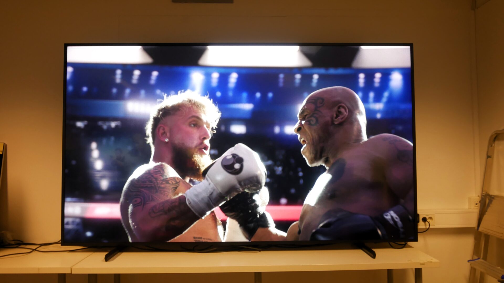 Sony 98 X90L 7