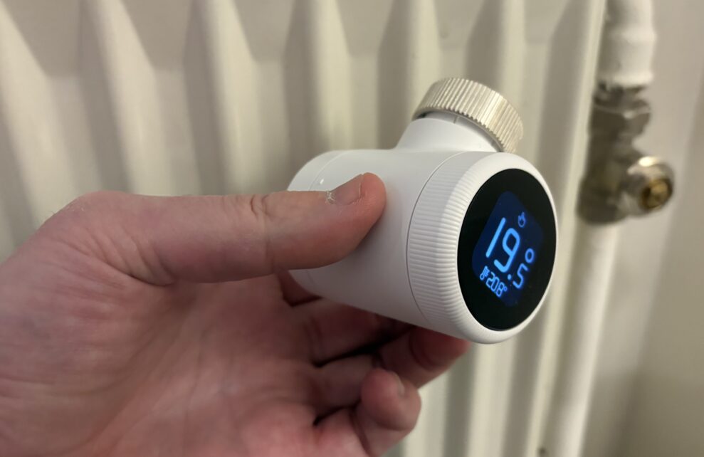 Tado Wireless Smart Radiator Termostat X Starter Kit 1 Tado X design