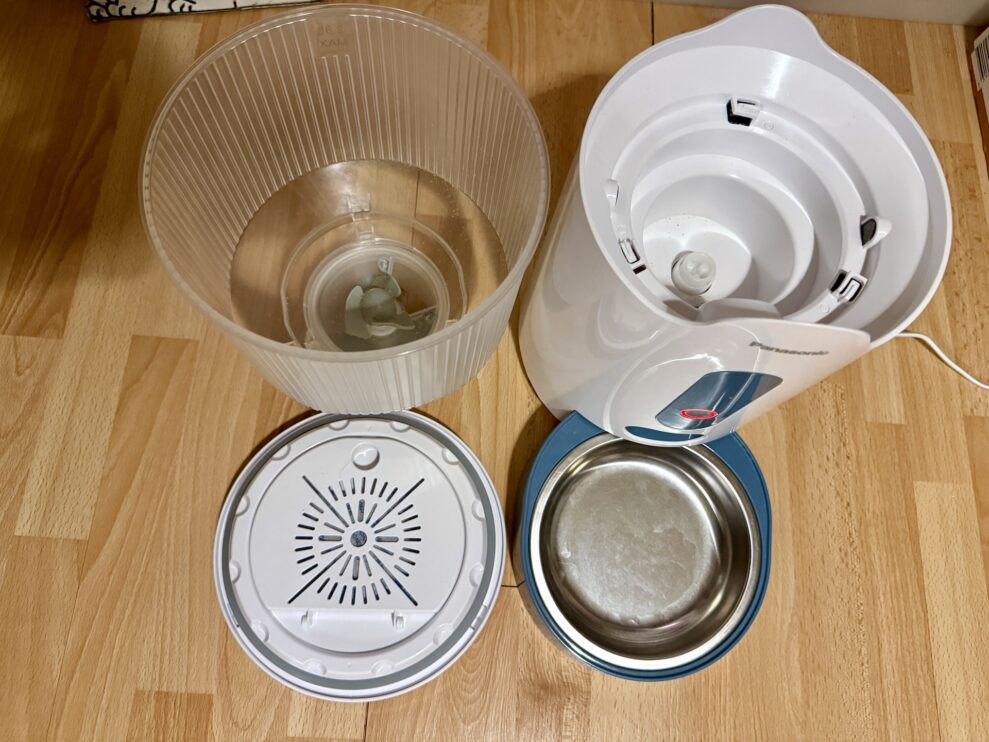 Panasonic smart pet feeder CP-JNF01CW 3 panasonic feeder disassembled web