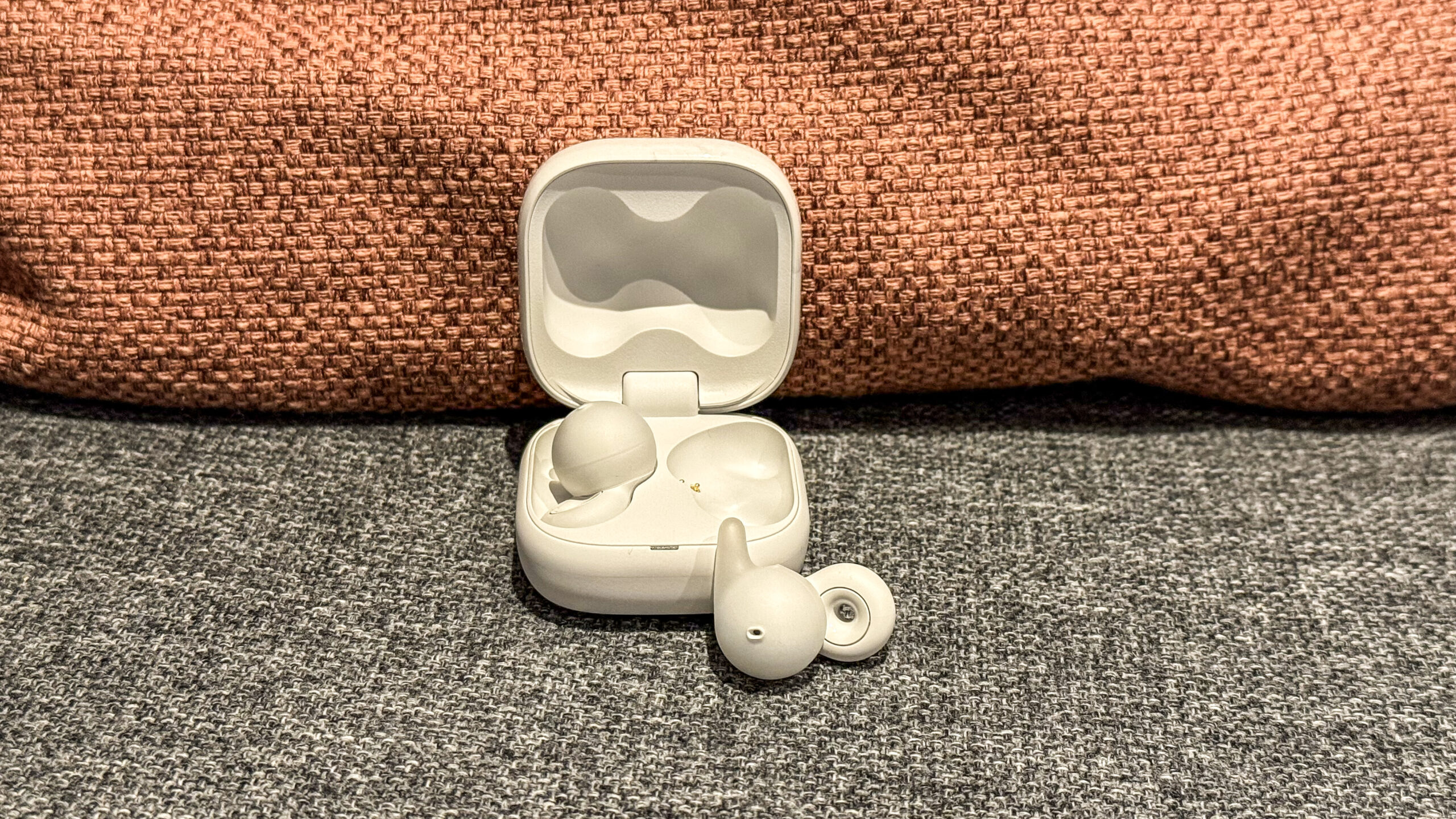 Sony LinkBuds Open Sony LinkBuds Open