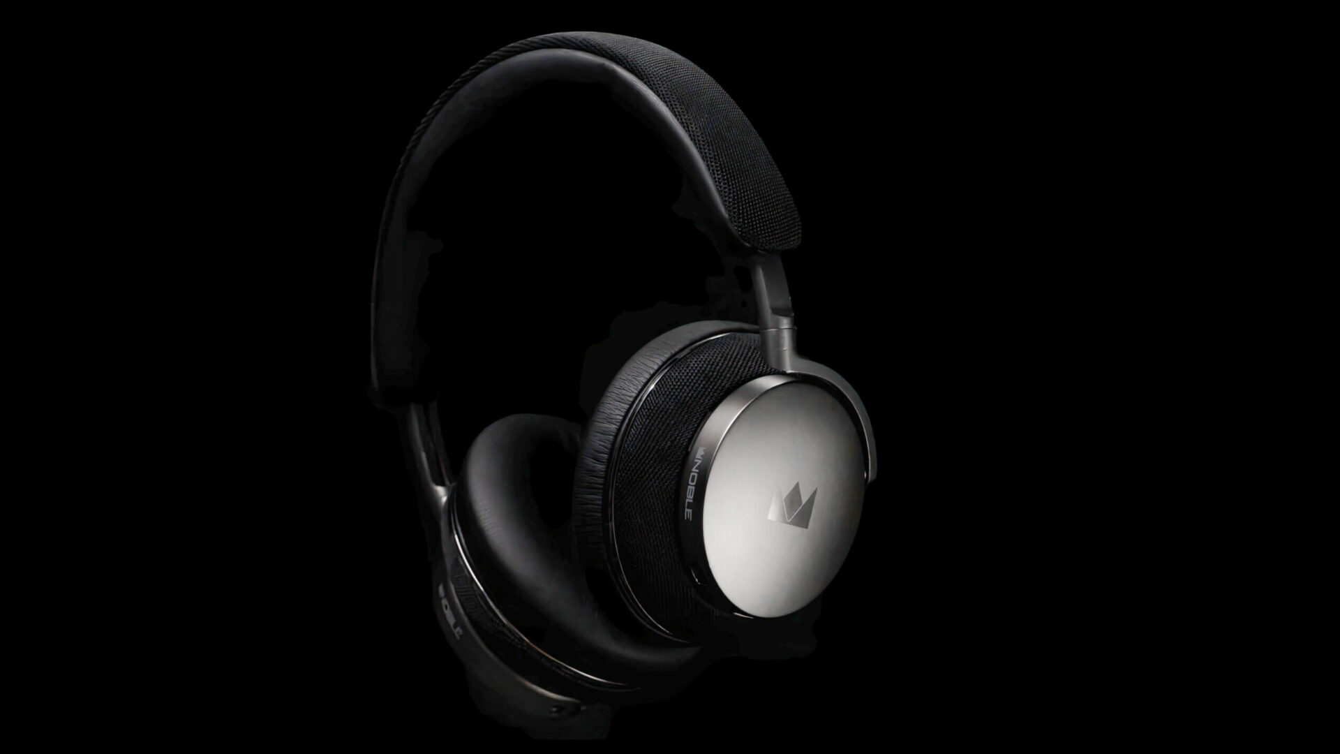 Noble Audio Fokus Apollo beauty