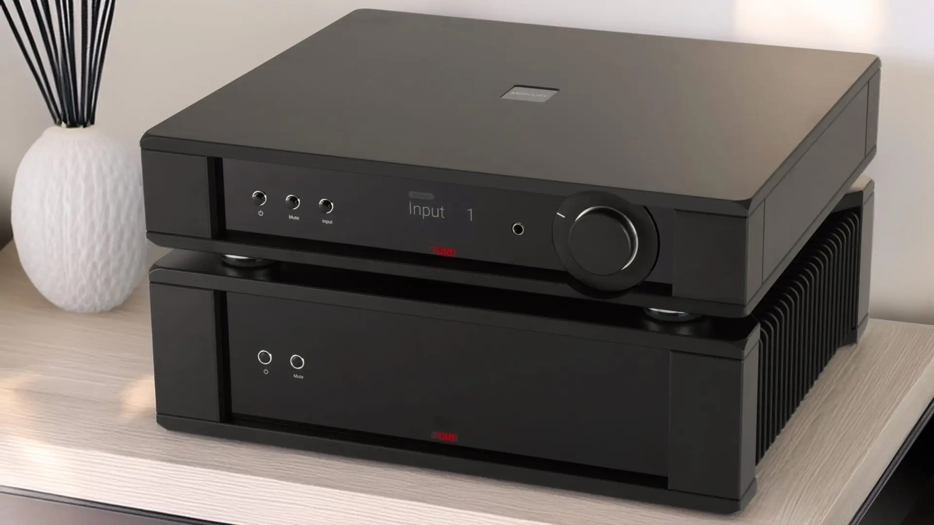 Rega lancerer Mercury og Solis