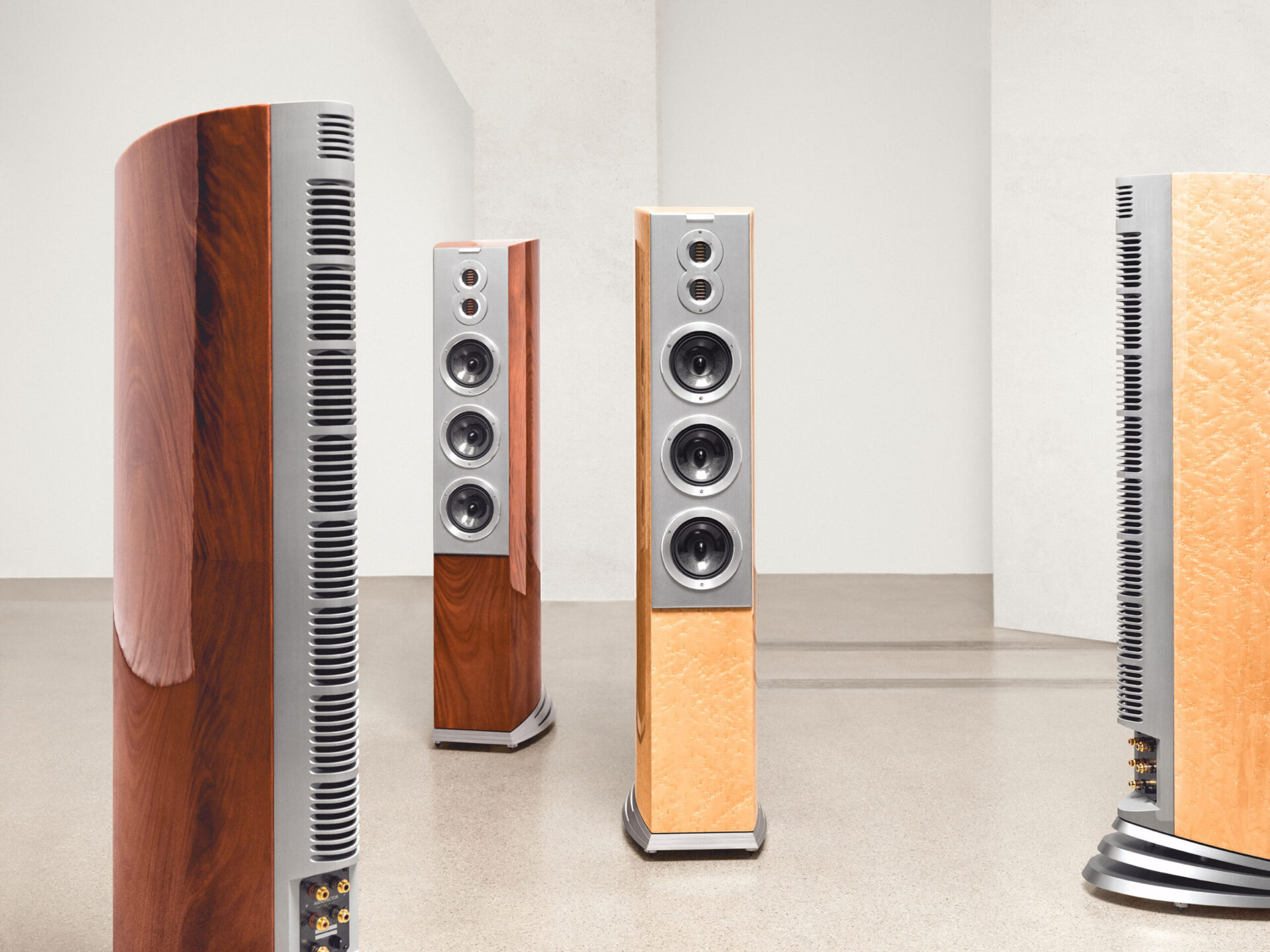 Audiovector R 10 Arreté lanceret