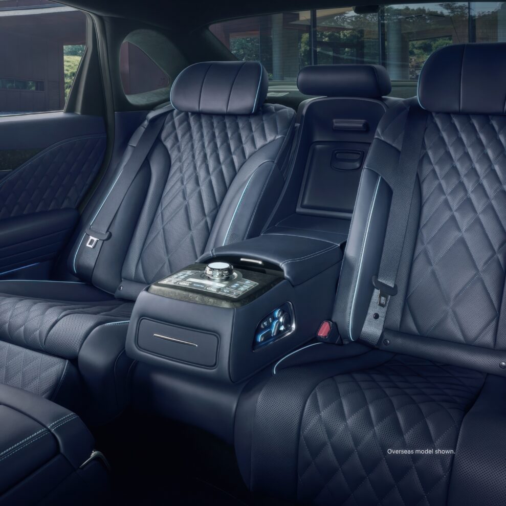 G80EV Gallery Interior4 848x848.jpg