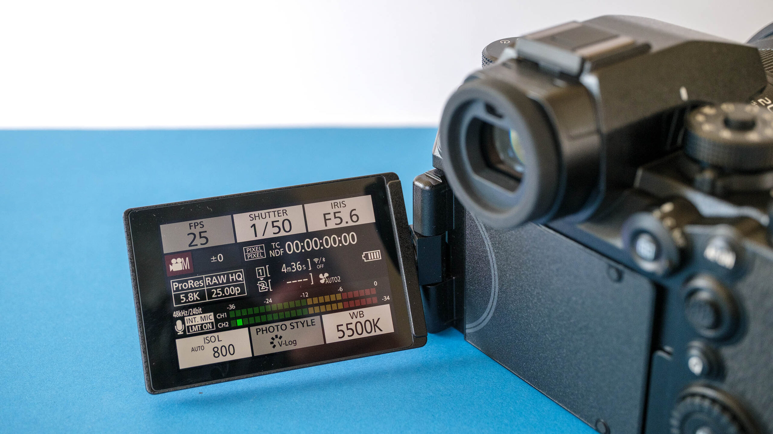 Panasonic Lumix S1RII 4 Lumix S1RII 5 scaled
