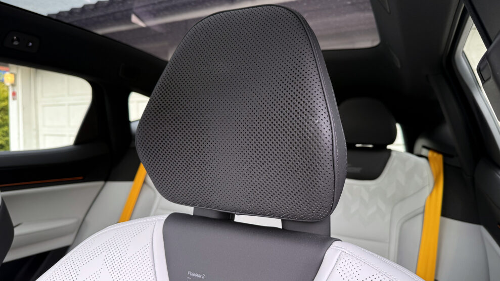 Bowers & Wilkins 3D Surround Sound for Polestar 3 1 Polestar 3 Performance 6