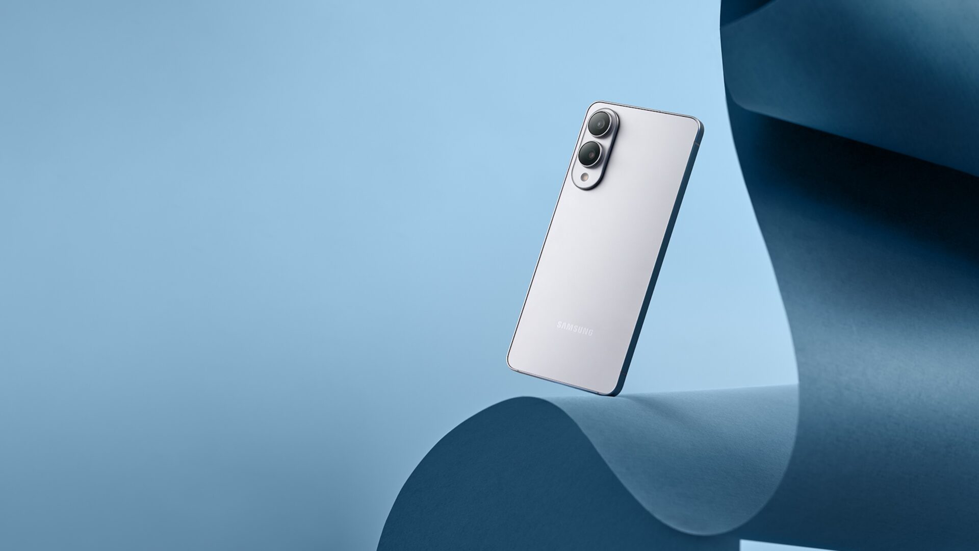 Samsung lancerer sin tyndeste smartphone nogensinde