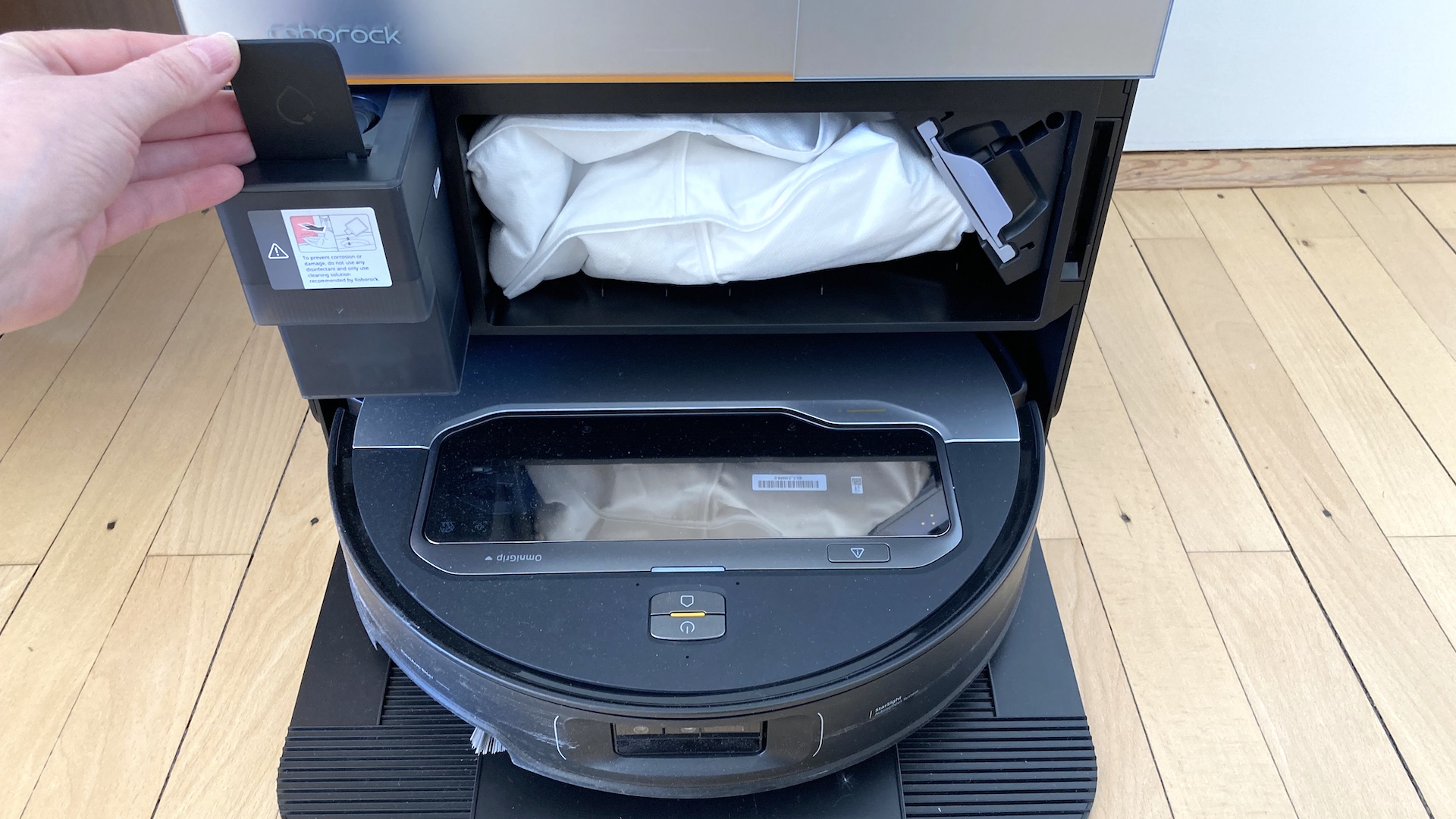 Roborock Saros Z70 5 Saros Z70 dustbag