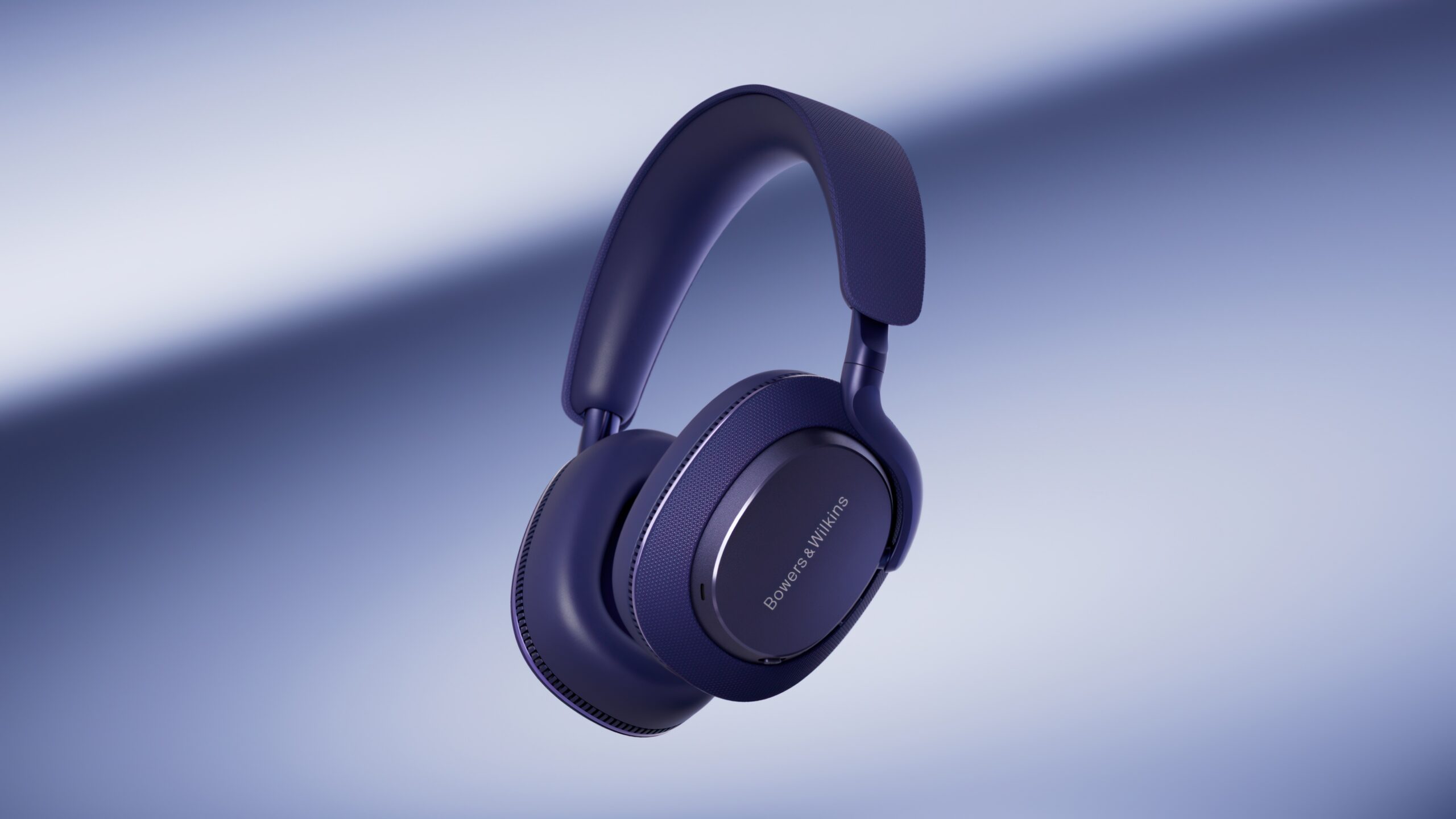 Bowers & Wilkins Px7 S3 1 B&W - Px7 S3 Indigo Blue - Beauty 2 - 16x9
