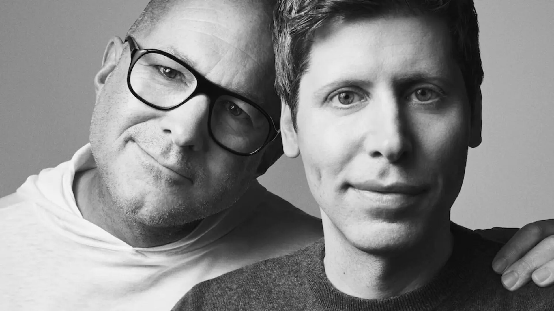 Retssag afslører detaljer om OpenAI og Jony Ive’s hemmelige AI-enhed
