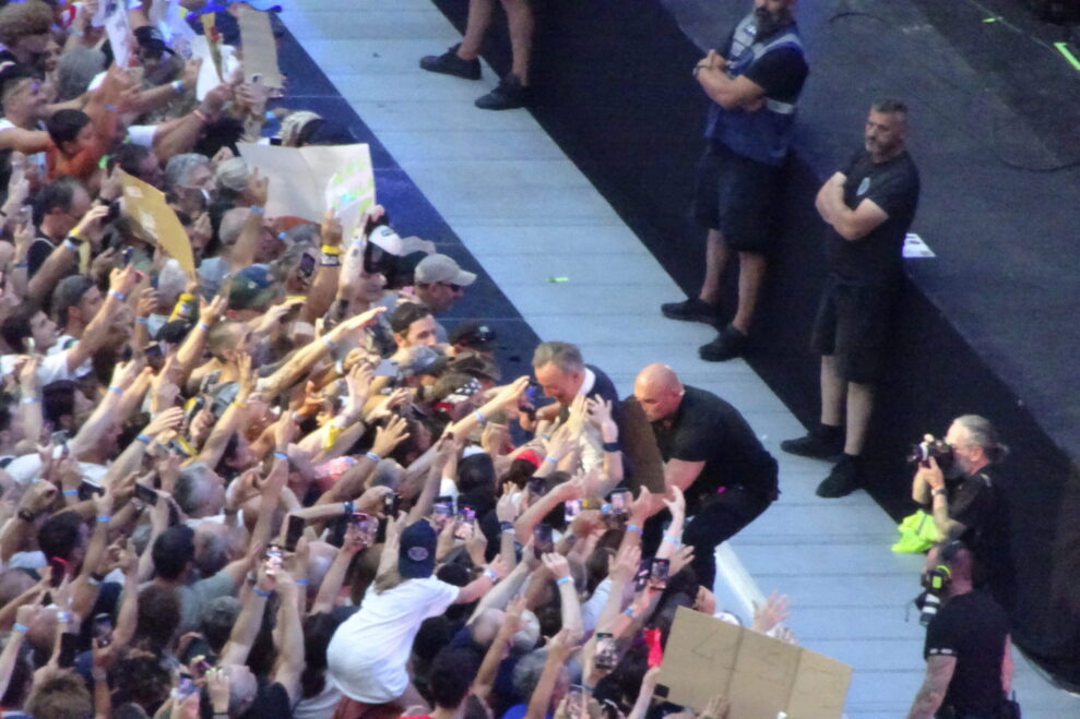 Bruce Springsteen – Land of Hope and Dreams Tour 25 1 100 scaled 1