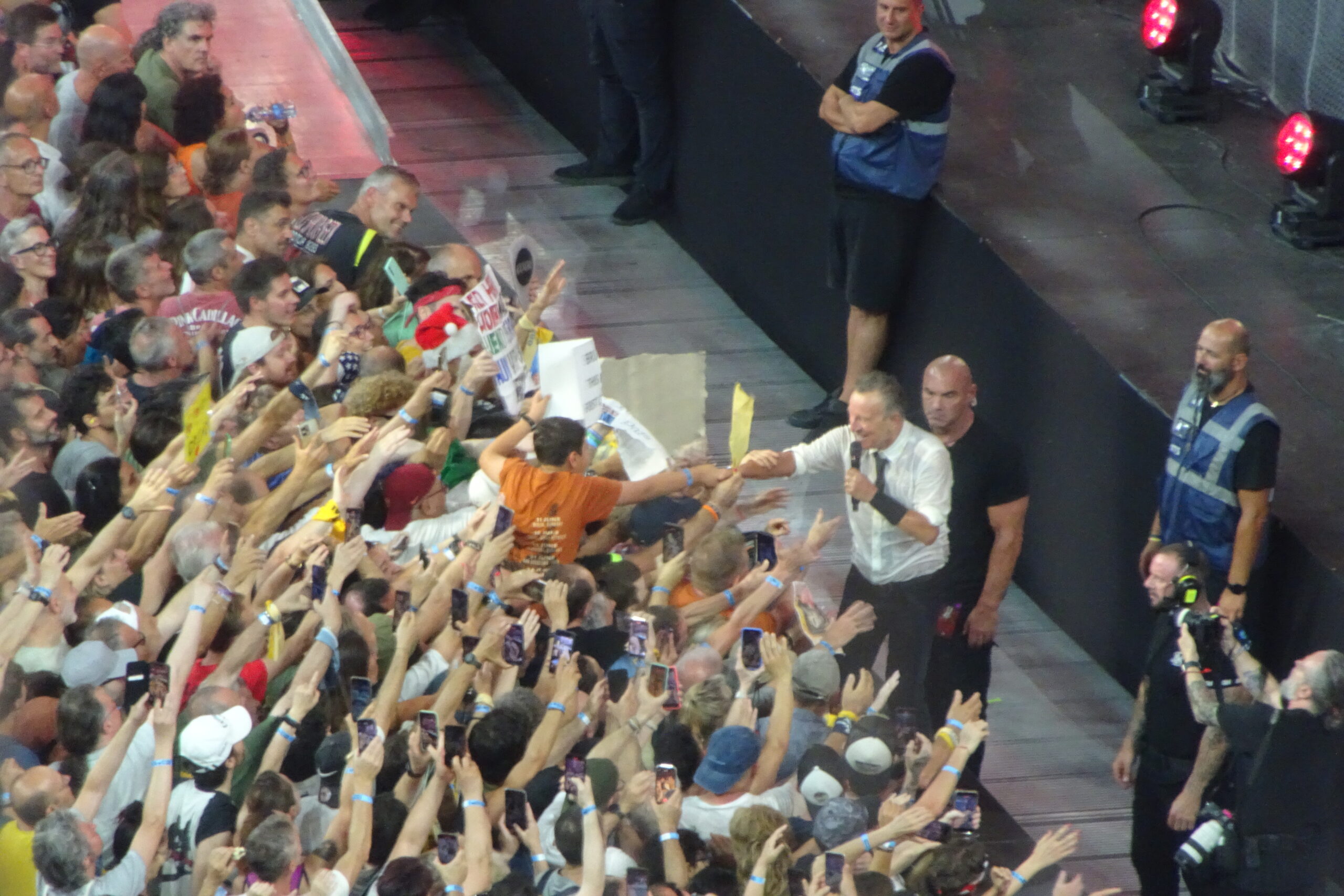 Bruce Springsteen – Land of Hope and Dreams Tour 25 1 197 scaled 1