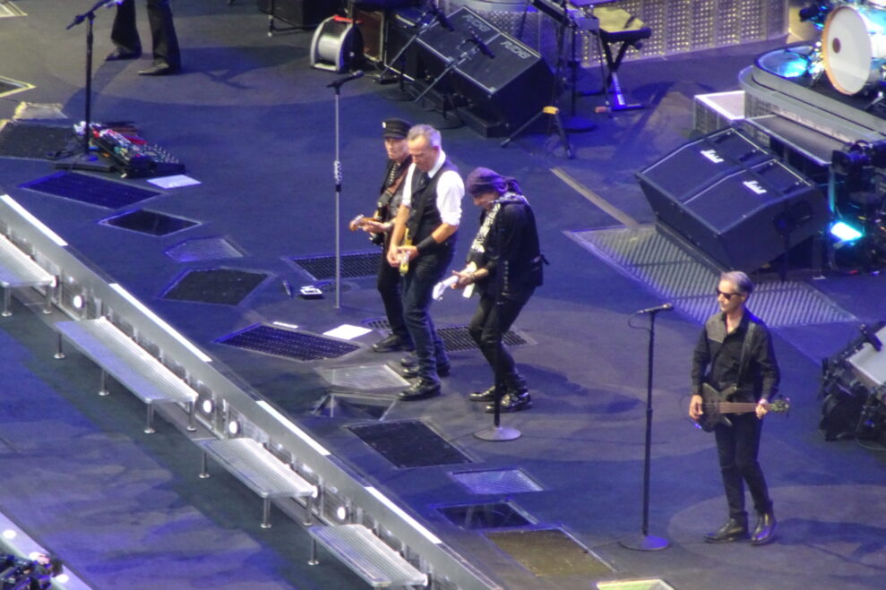 Bruce Springsteen – Land of Hope and Dreams Tour 25 1 64 scaled 1