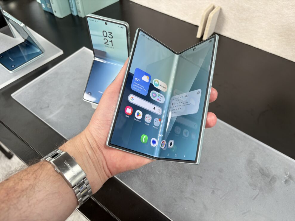 Samsung Galaxy Z Flip 7 og Z Fold 7 lanseres med enda mer KI 7 Samsung Galaxy Z Flip 7 og Z Fold 7 lanseres med enda mer KI 7
