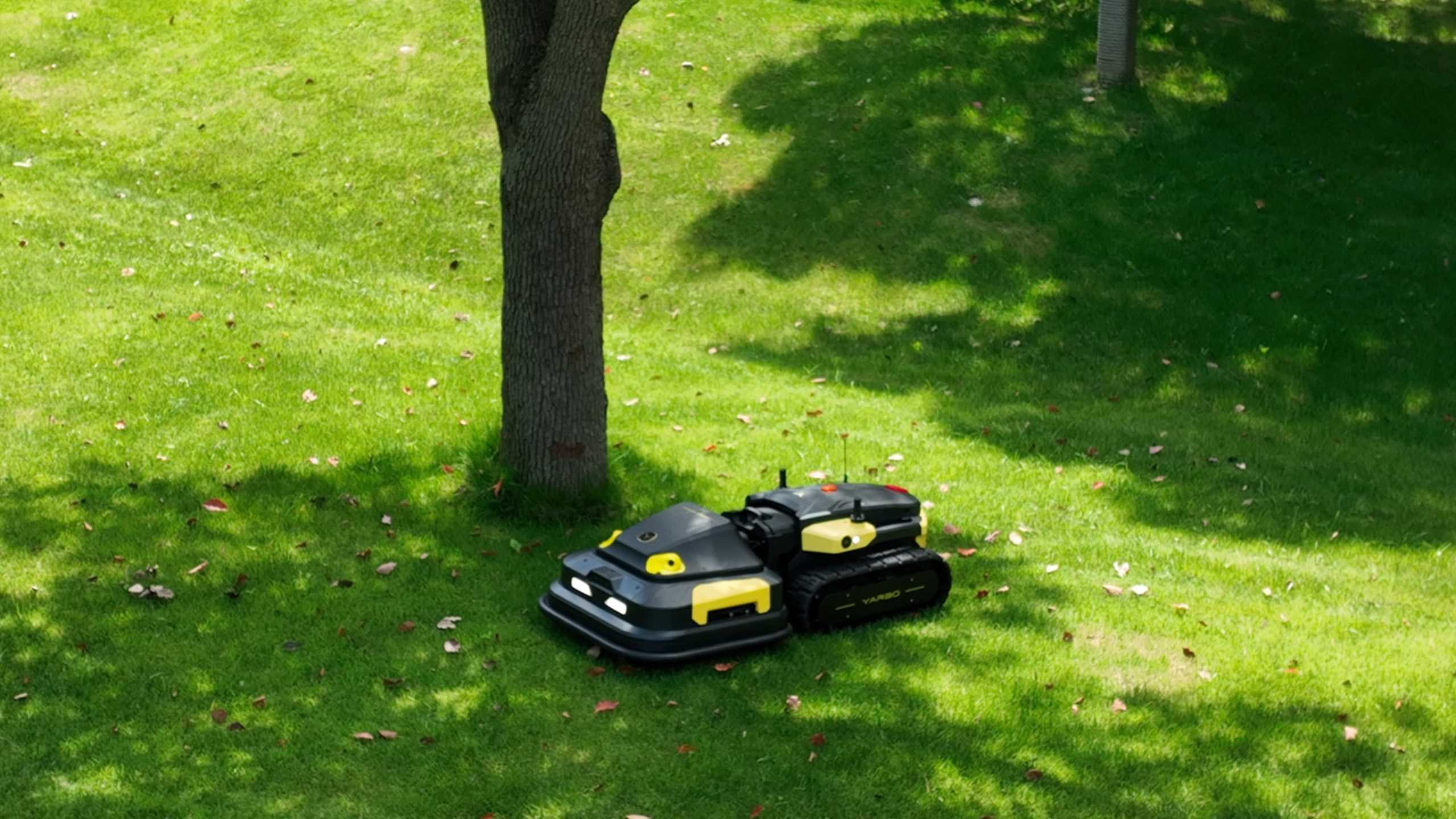 Yarbo Lawn Mower Pro klarer selv det tetteste gresset 2 Yarbo Lawn Mower Pro klarer selv det tetteste gresset 2
