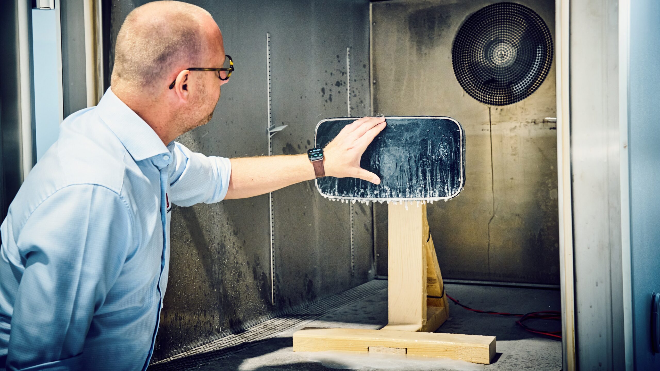 Dali Gardian OW-6 frost test