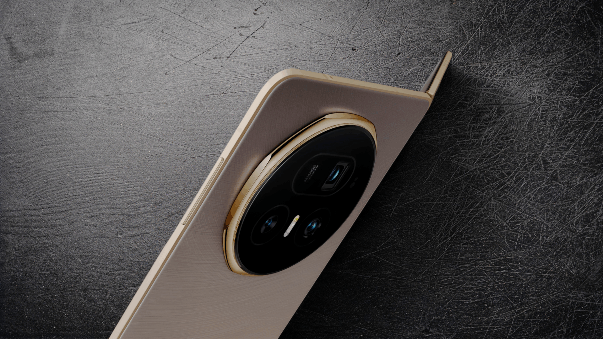 Honor lancerer Magic V5 i Norden