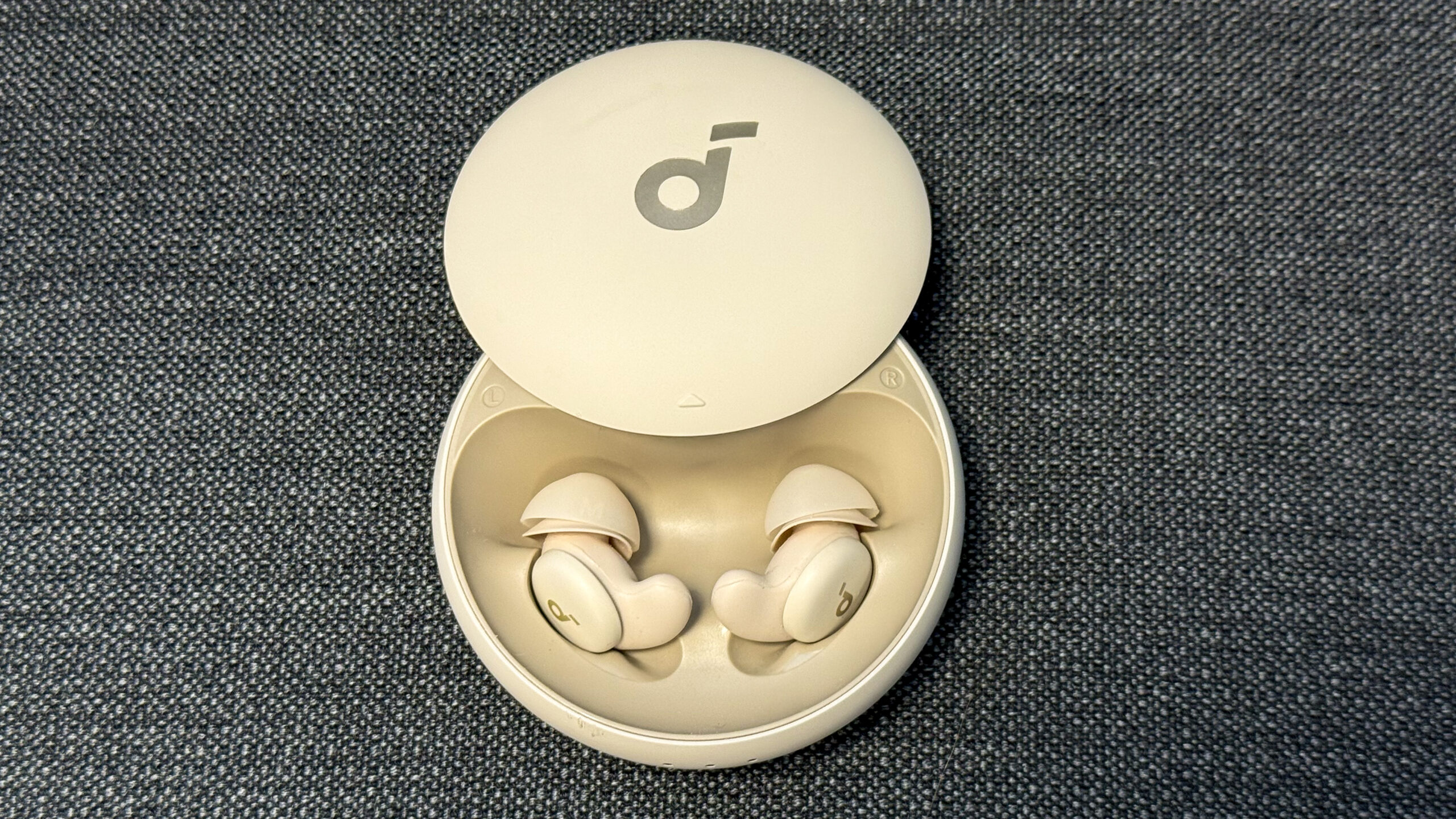 Soundcore Sleep A20 case GeirNordby