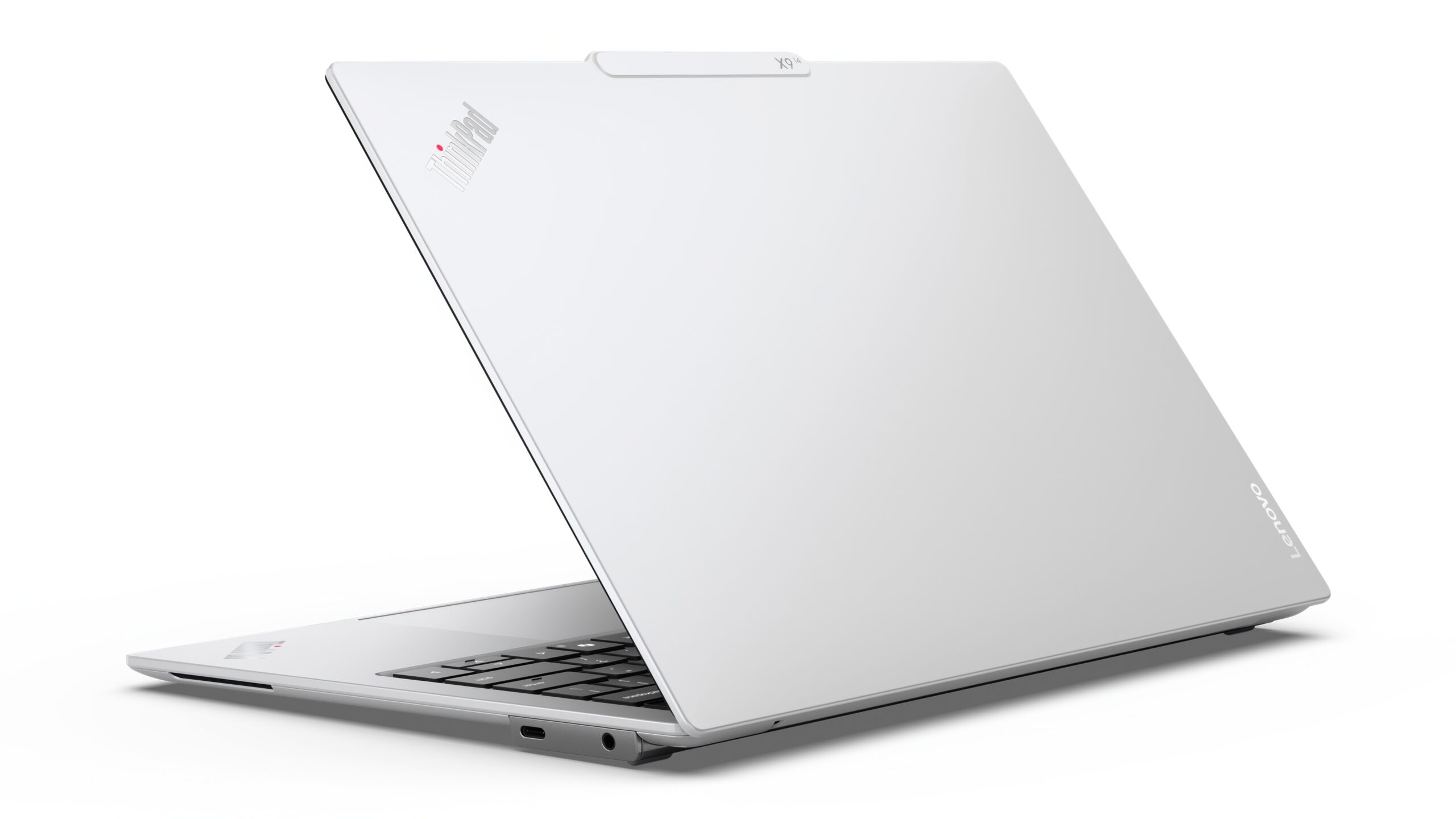 07_ThinkPad_X9_Rear_Facing_Left