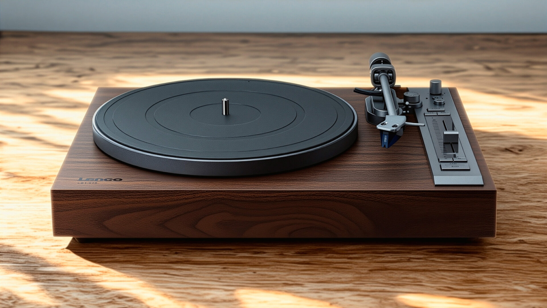 IFA 2025: Lenco sigter højere med ny pladespiller
