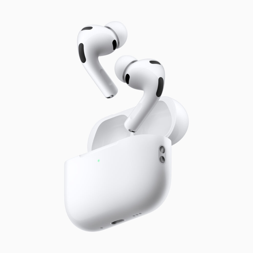 Apple AirPods Pro 3 hero ROW 250909