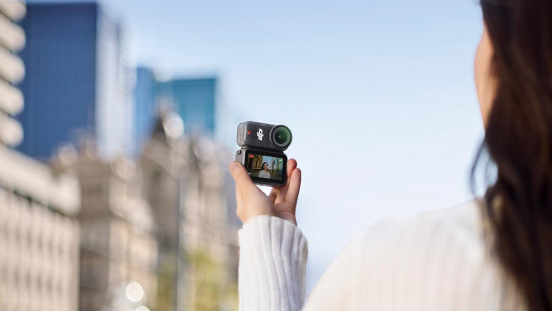 DJI Osmo Nano lifestyle 2