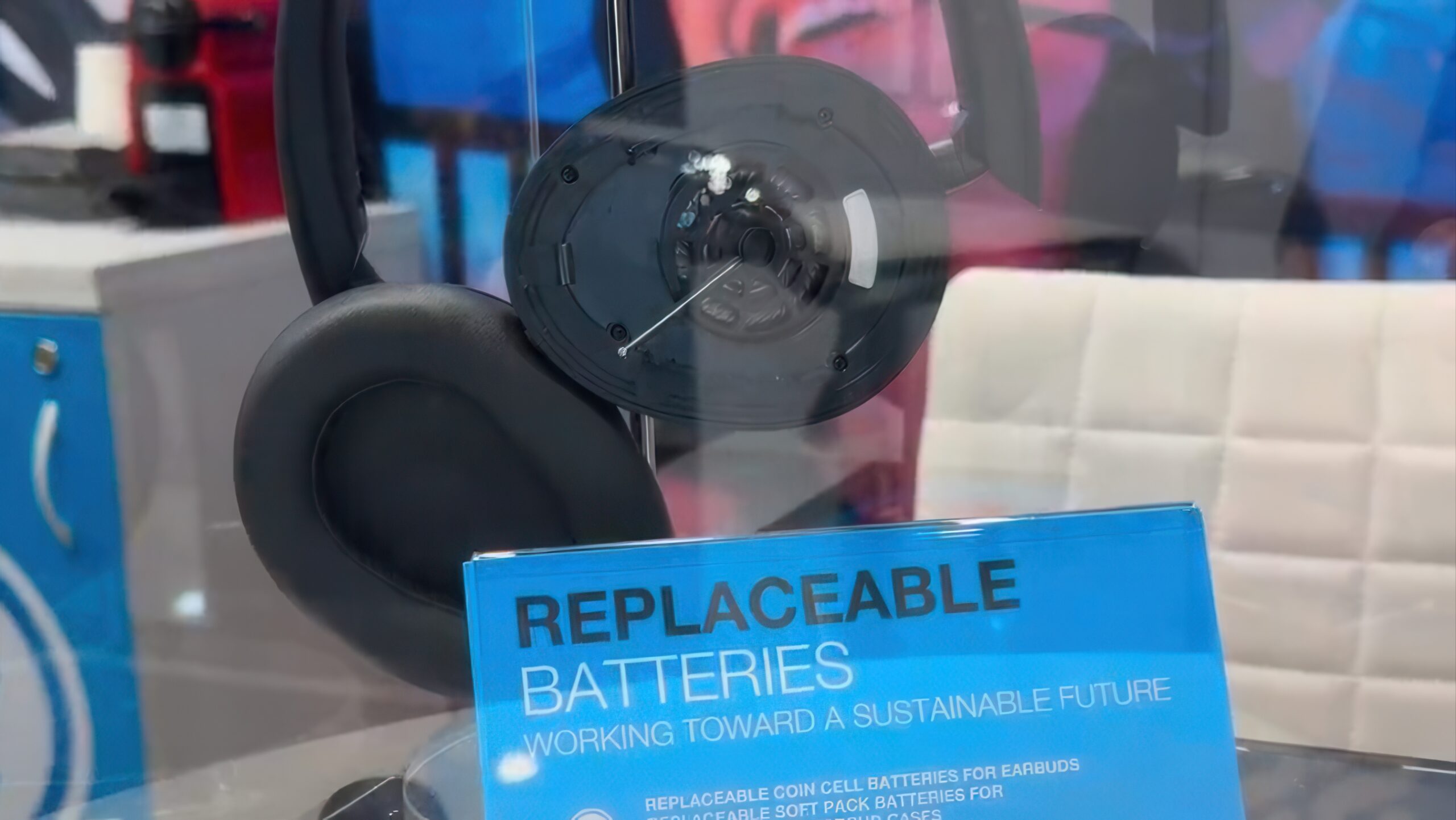 IFA 2025: JBuds Open er helt åbne trådløse hovedtelefoner 4 JLab utskiftbare batterier