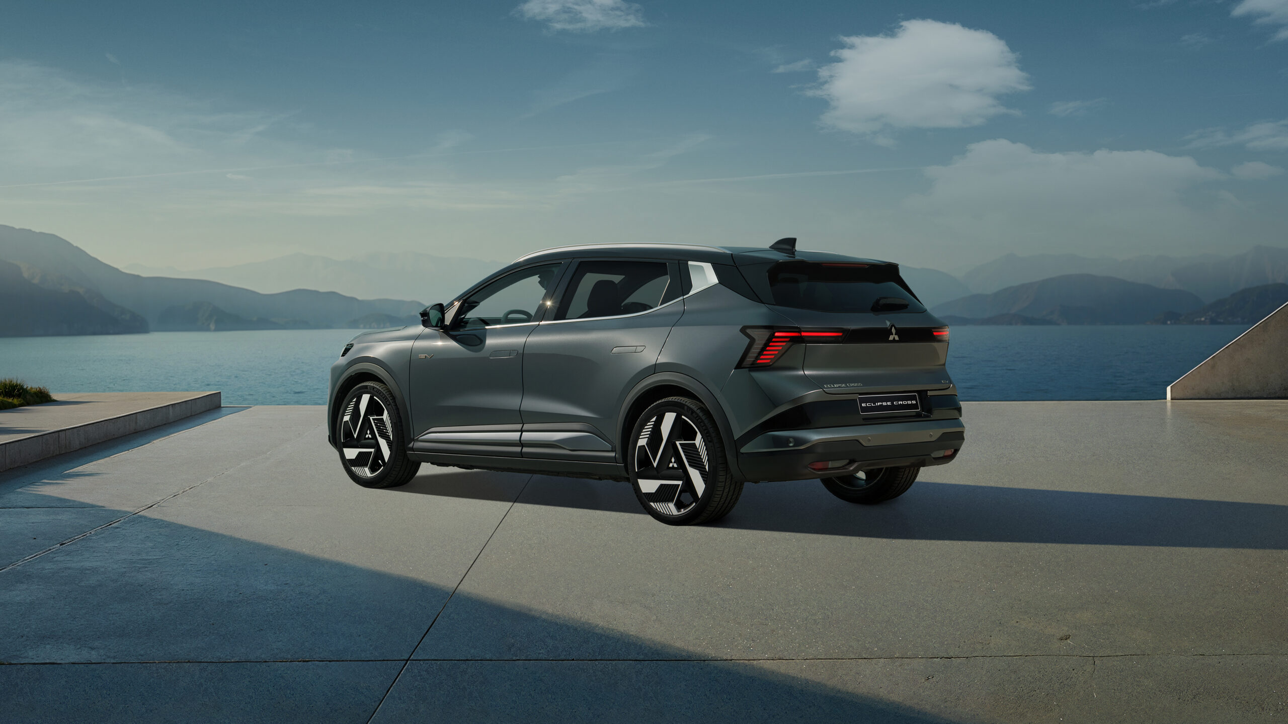 Mitsubishi Eclipse Cross_007