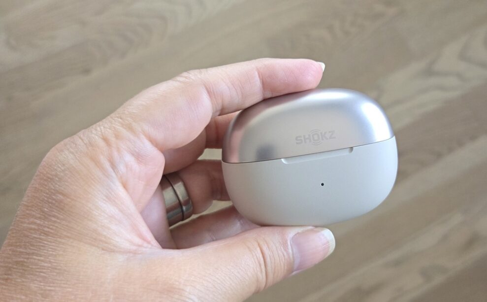 Shokz-OpenDots-etui-1 Shokz-OpenDots-etui-1