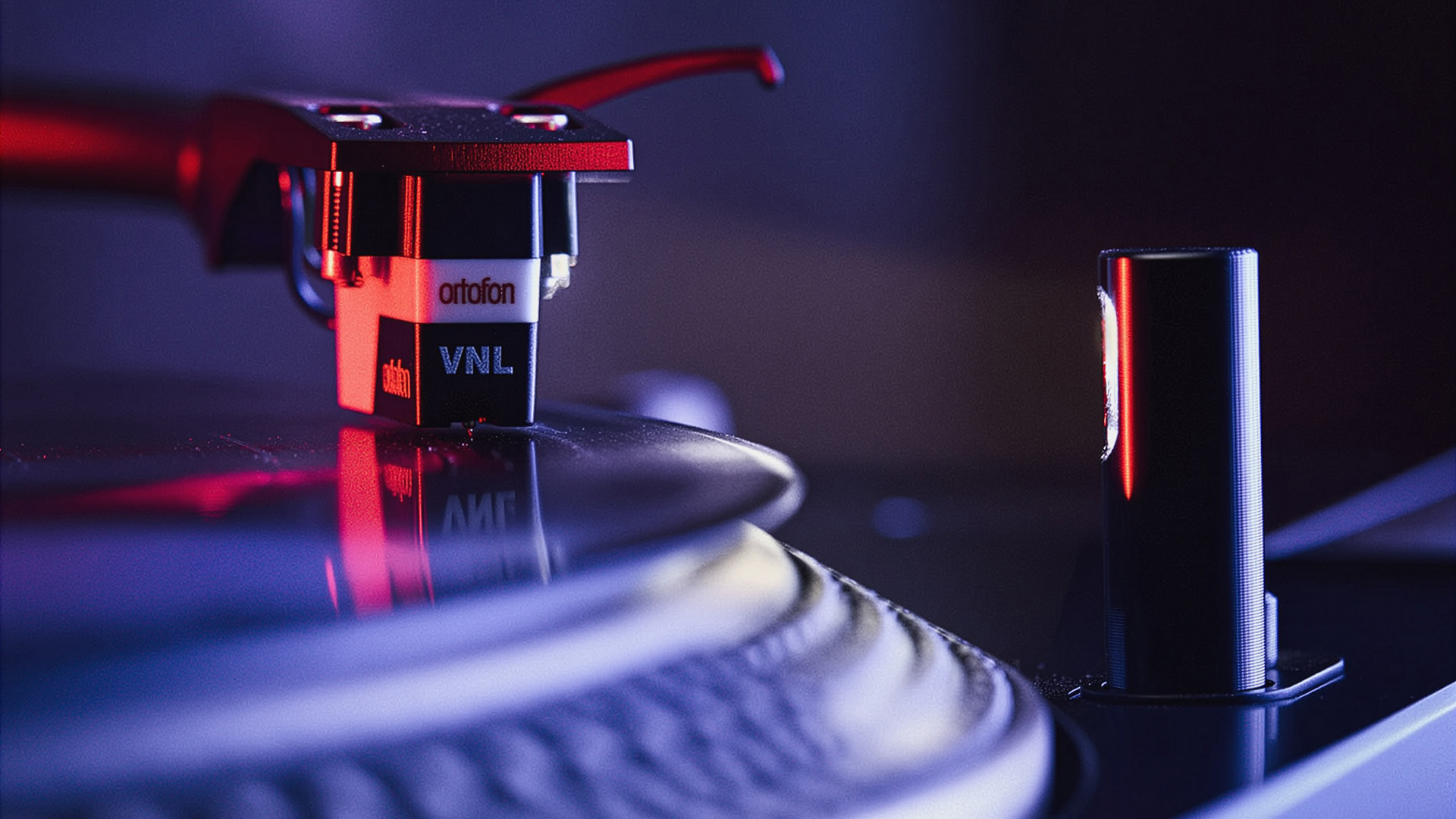 Vestlyd Pro-T1 og Pro-T2 er klassiske DJ-pladespillere