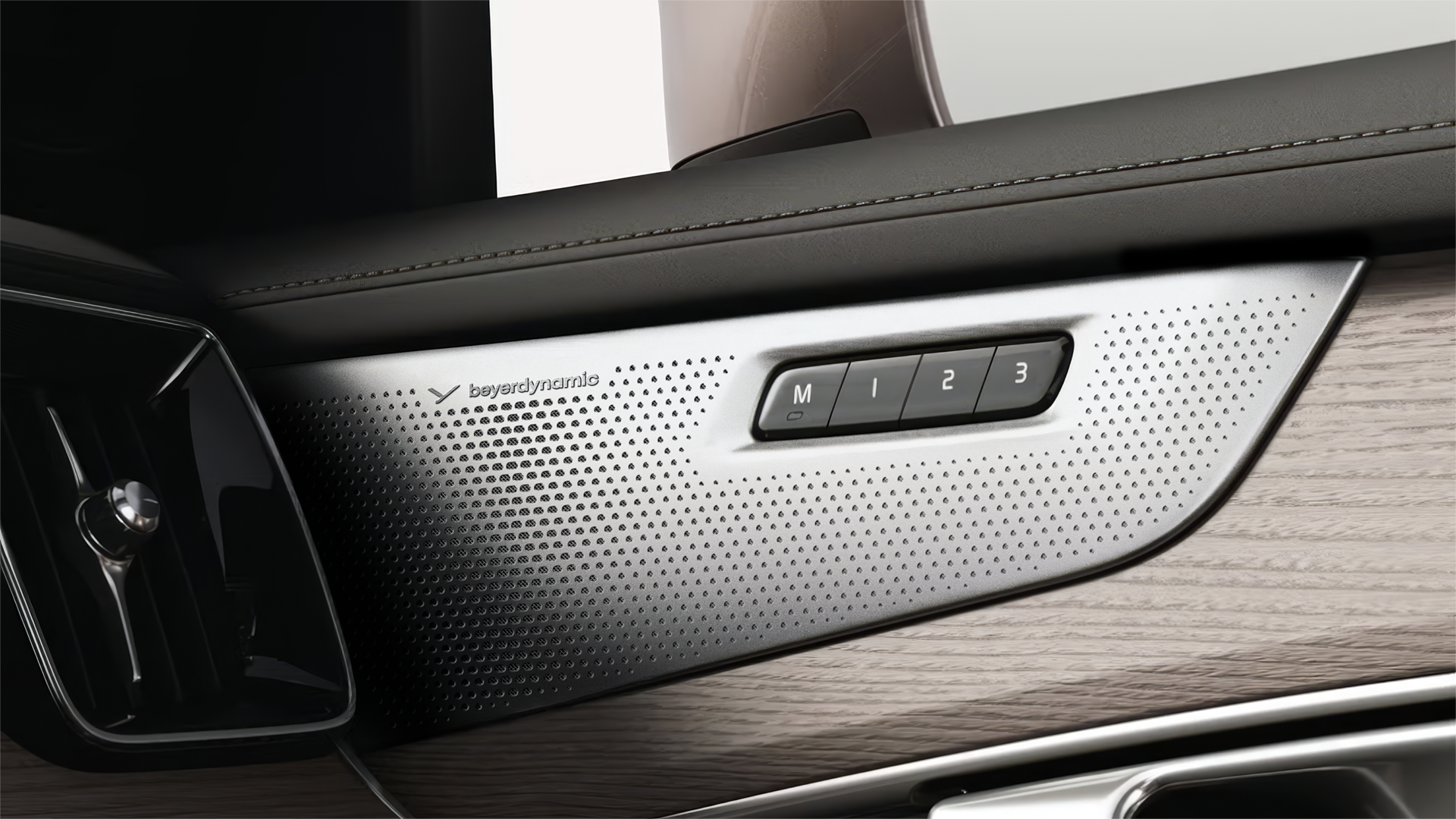 Arkamys og Beyerdynamic samarbejder om lyd i bilen