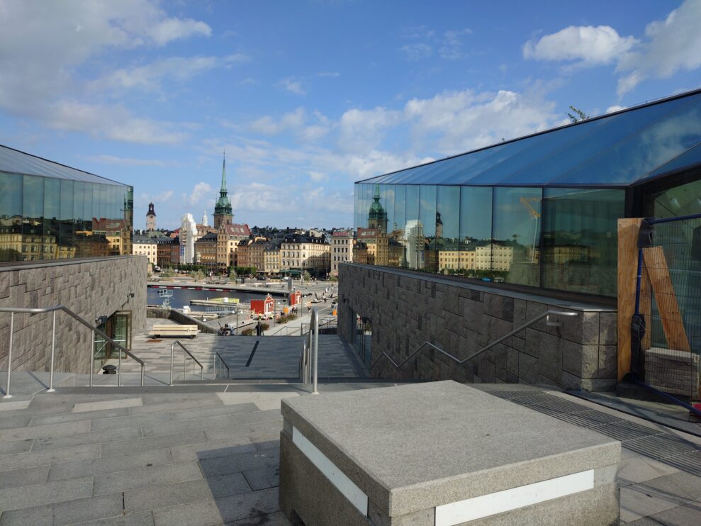 xperia-10-tourist-web