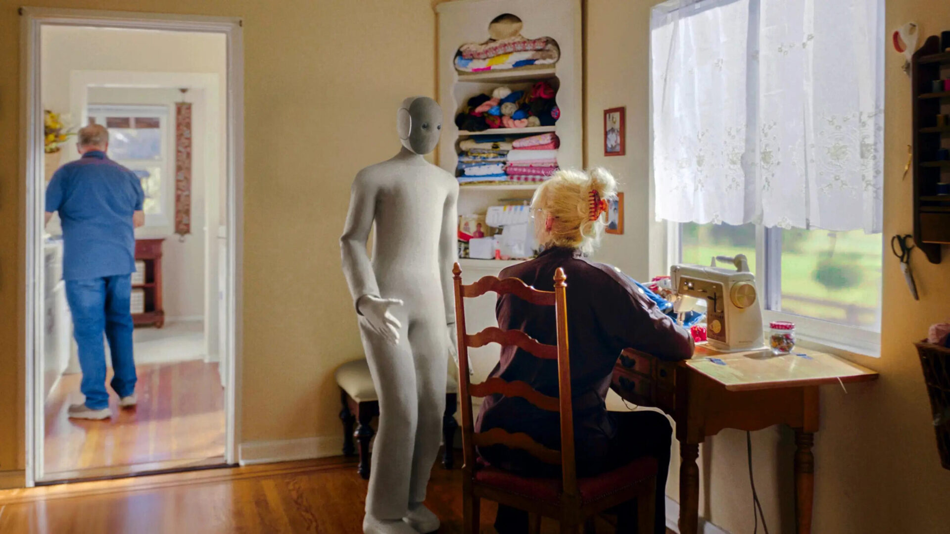 1X NEO husholdningsrobot: Koster som en bil og kræver menneskelig oplæring