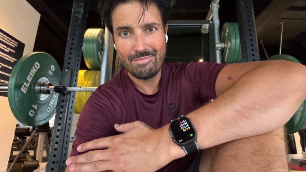 Apple Watch Ultra 3 01