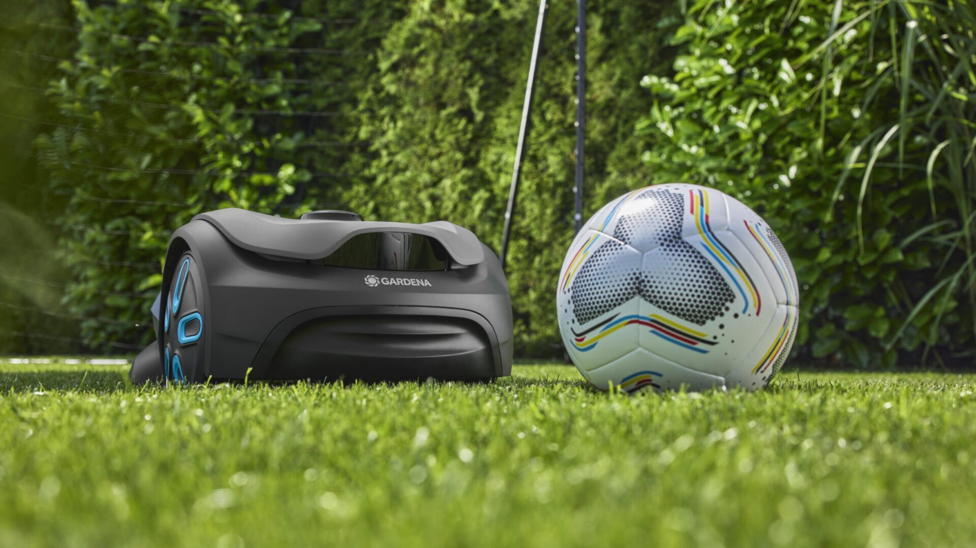 Gardena Smart Sileno Sense: Robotplæneklipper med AI og kamera