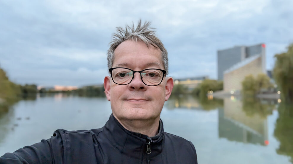 Pixel 10 pro Fold selfie