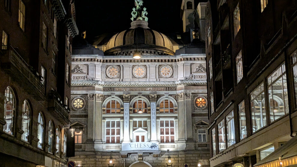 Pixel 10 pro Fold zoom nat