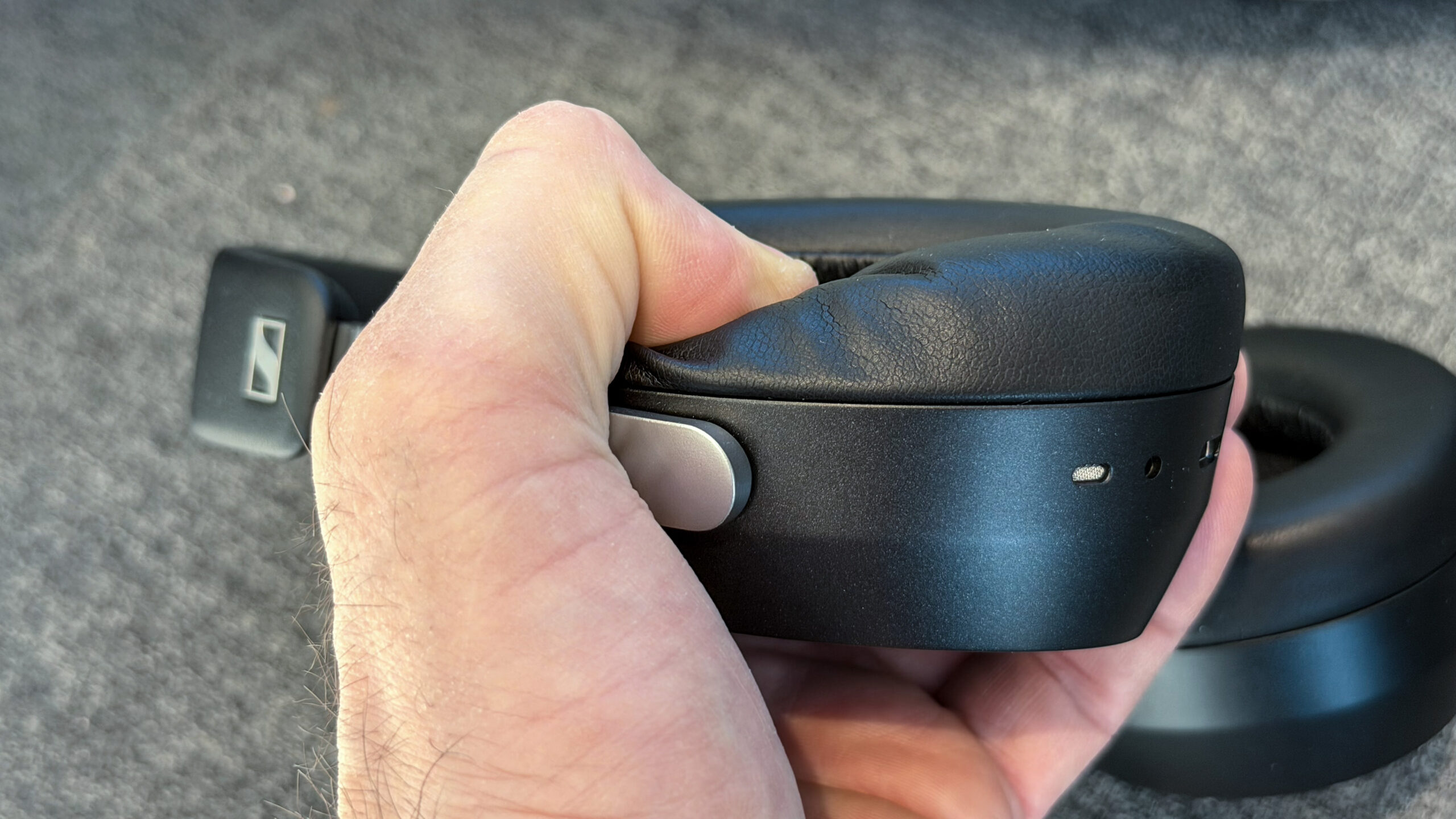 Sennheiser HDB 630 2 Sennheiser HDB 630 soft cushion geirnordby