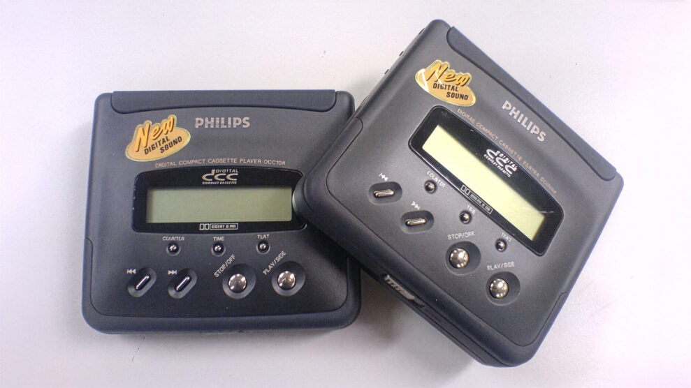 DCCplayer (SwiftingSpeed) DCCplayer (SwiftingSpeed)