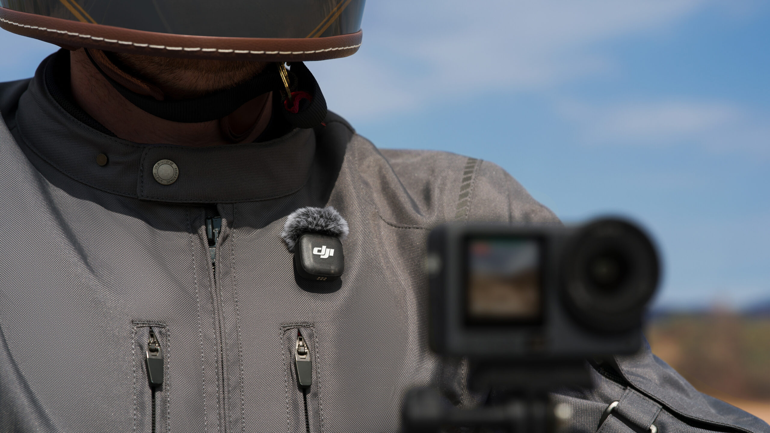 DJI Osmo Action 6: Endnu mere robust og med nemmere batteriskift 3 DJI Osmo Action 6 Motorcycle_Mic 3